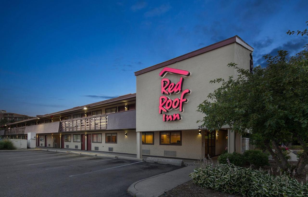 Red Roof Inn Detroit - Dearborn-Greenfield Village Екстериор снимка