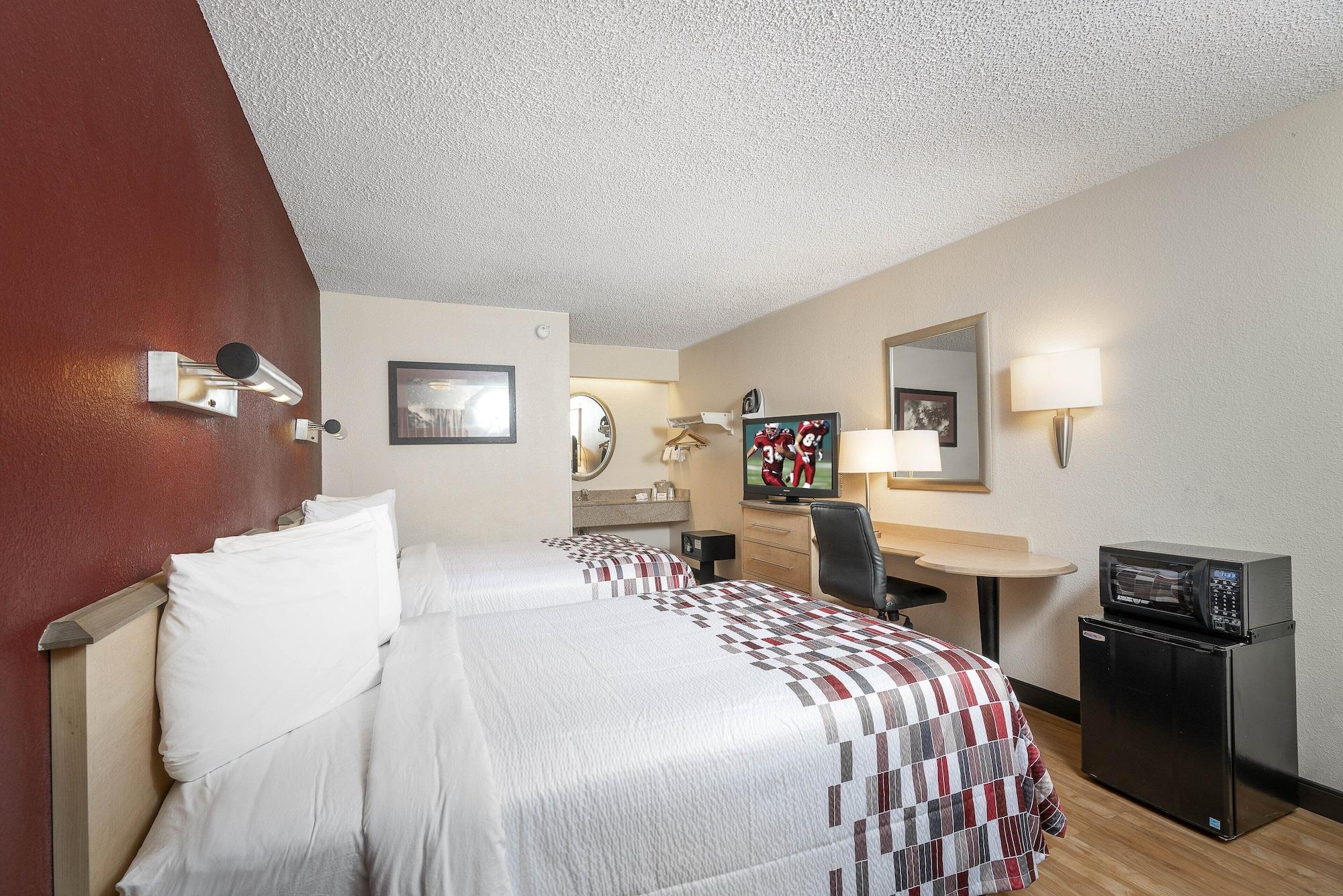 Red Roof Inn Detroit - Dearborn-Greenfield Village Екстериор снимка